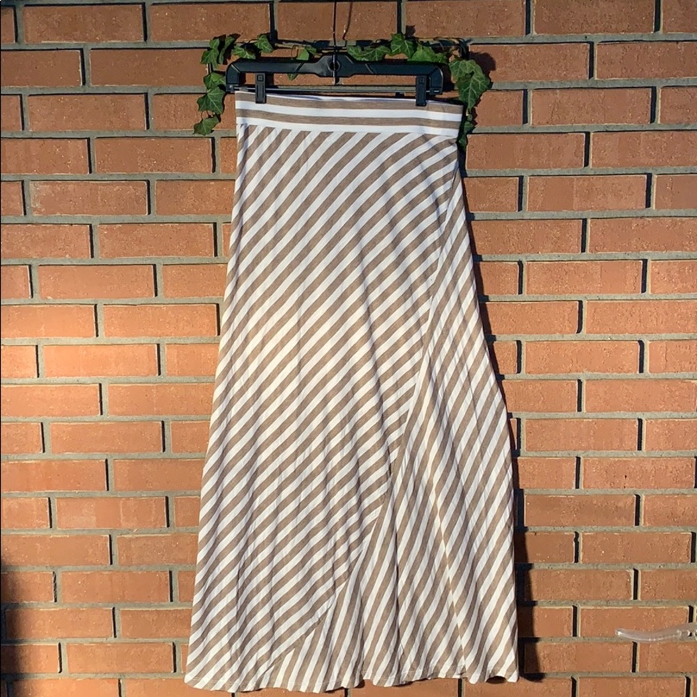 💰5 -4- $20💰 Versona maxi skirt or halter dress